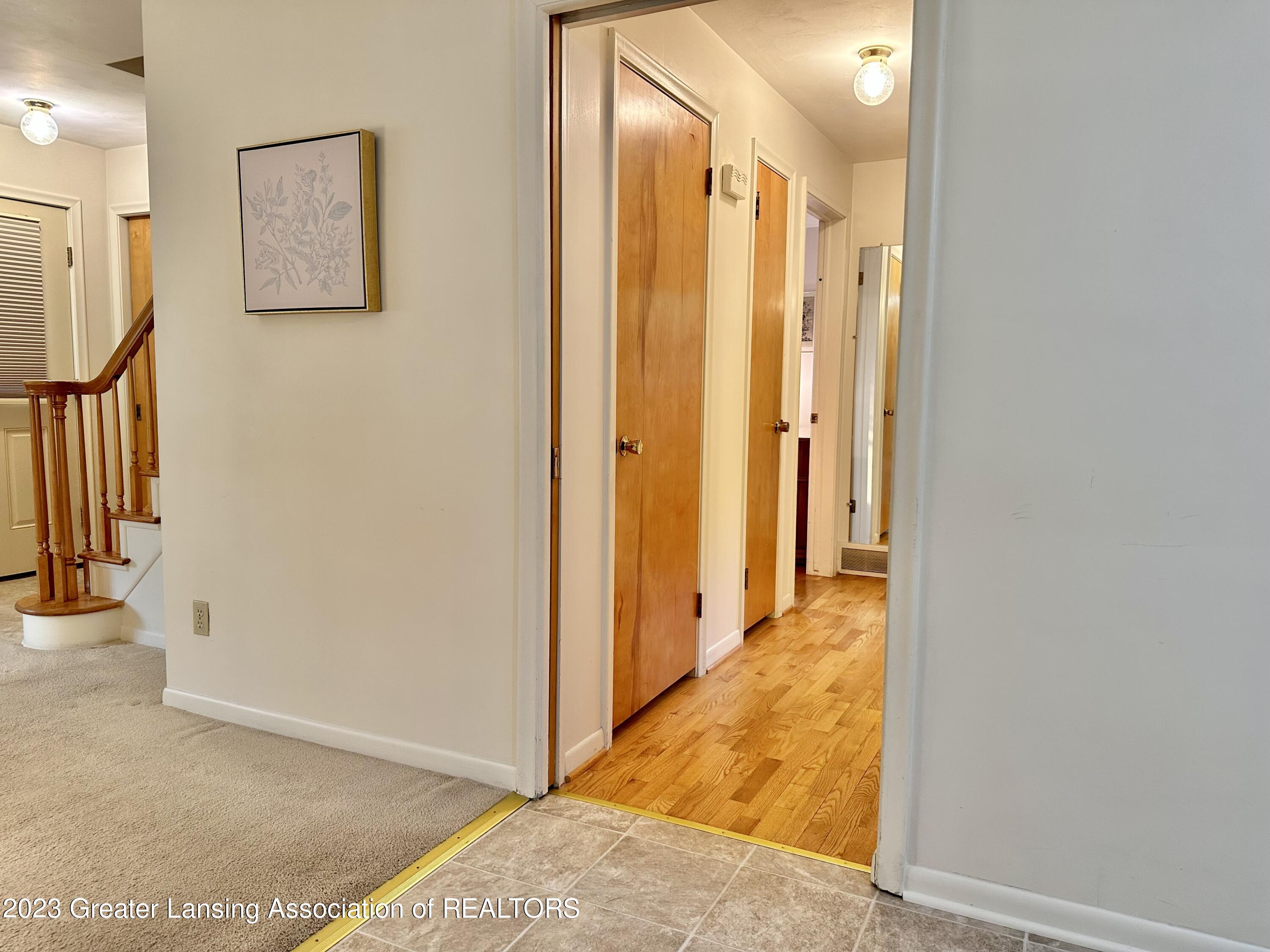 414 North Creyts Road Lansing, MI 48917 - Photo 21 of 80 Hallway