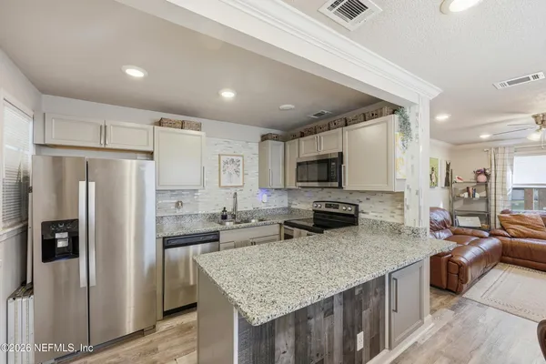 $1,850 | 5327 Lexington Avenue, Jacksonville, FL 32210