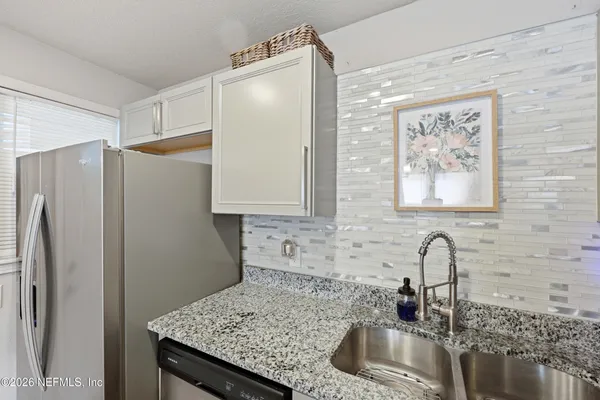 $1,850 | 5327 Lexington Avenue, Jacksonville, FL 32210