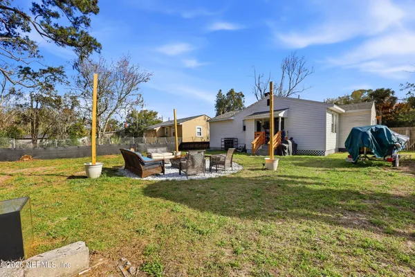 $1,850 | 5327 Lexington Avenue, Jacksonville, FL 32210