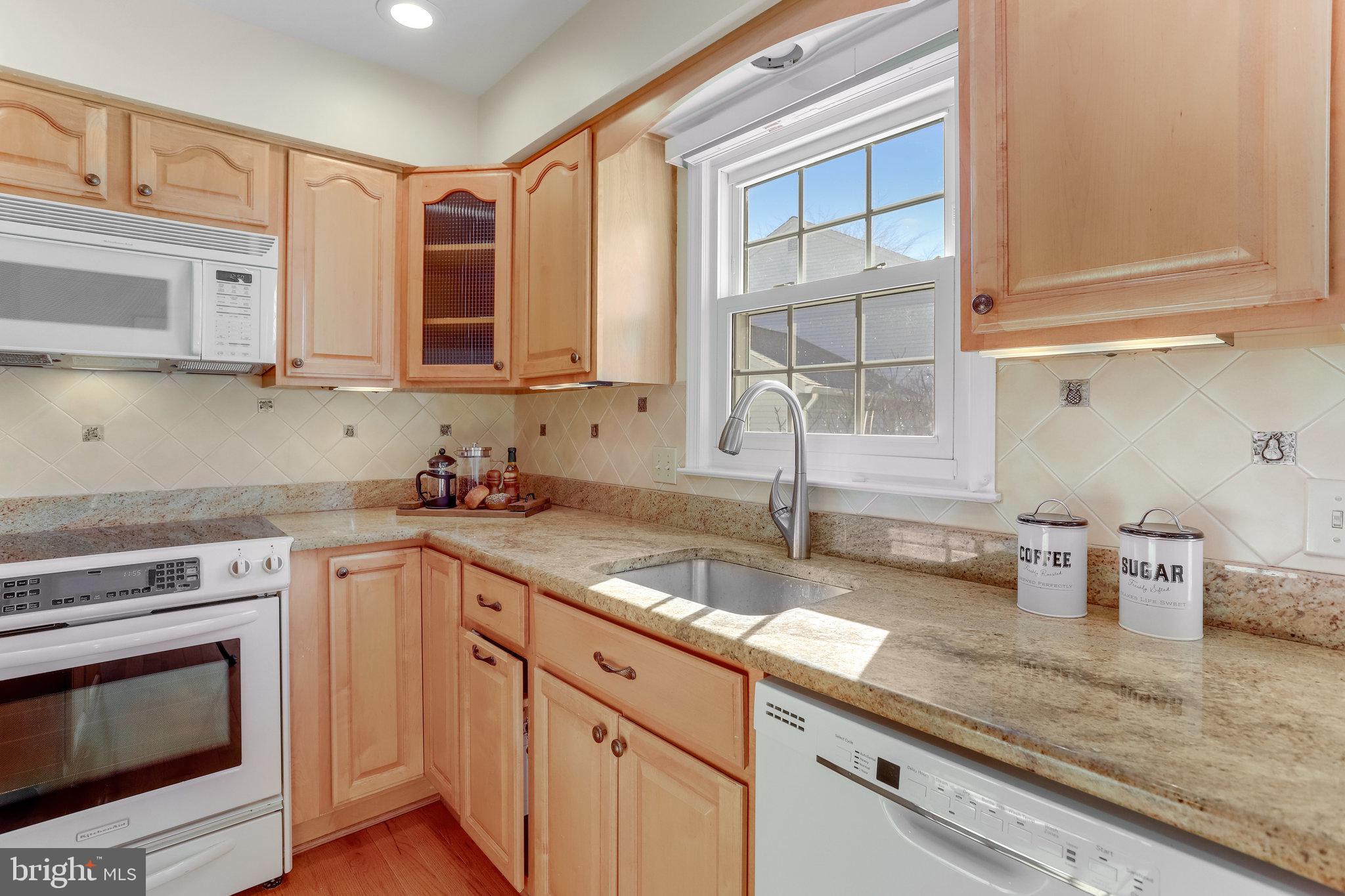 8103 Viola Street Springfield, VA 22152 - Photo 24 of 98