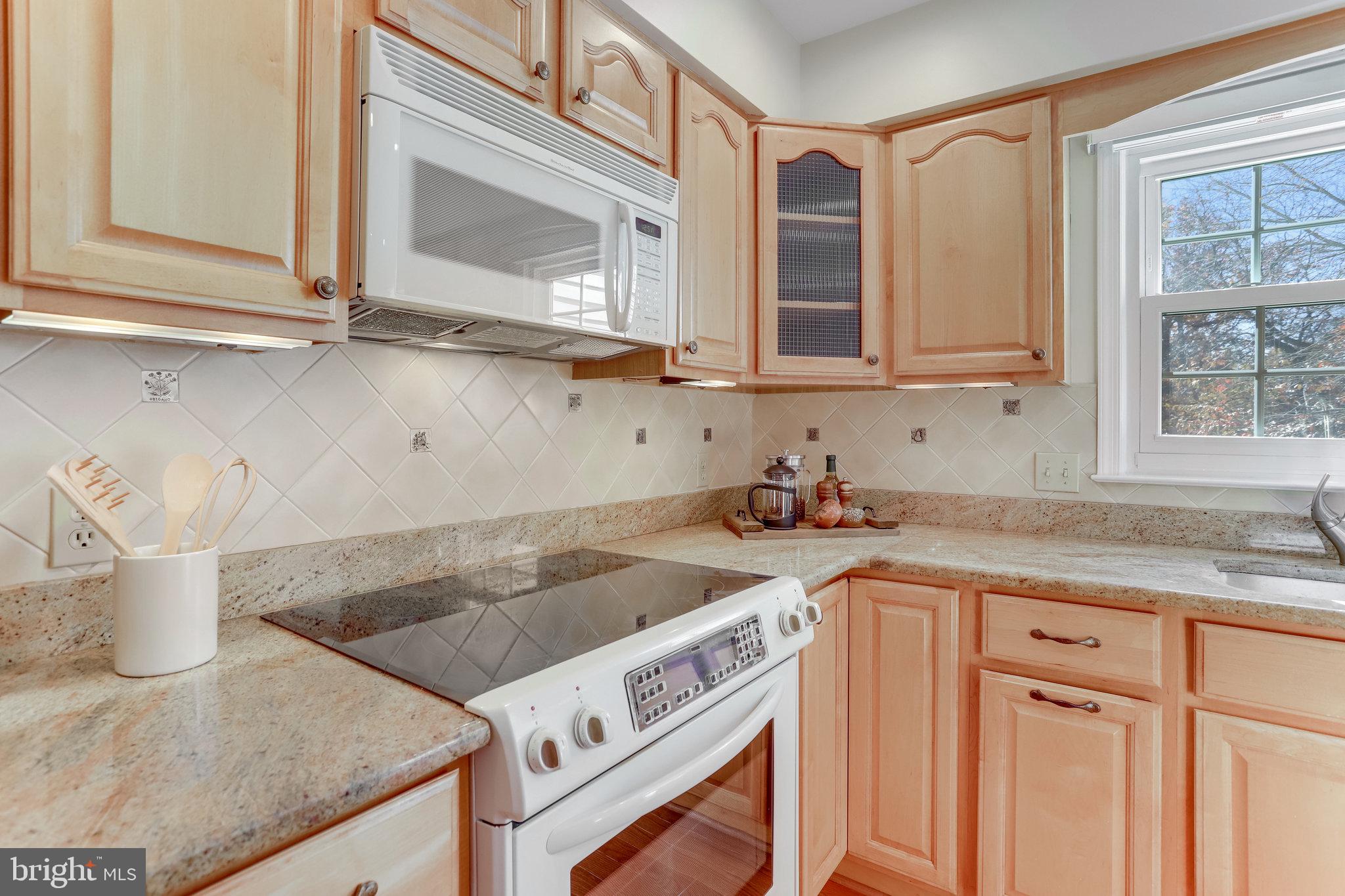 8103 Viola Street Springfield, VA 22152 - Photo 25 of 98