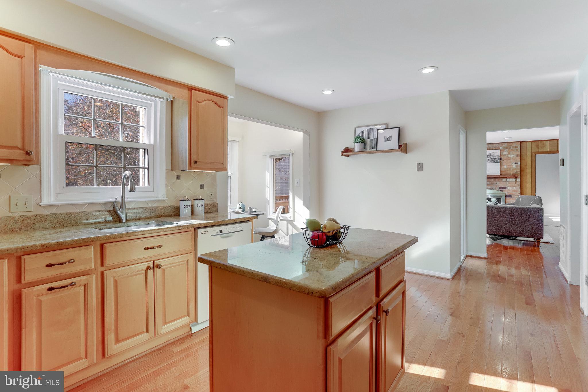 8103 Viola Street Springfield, VA 22152 - Photo 27 of 98