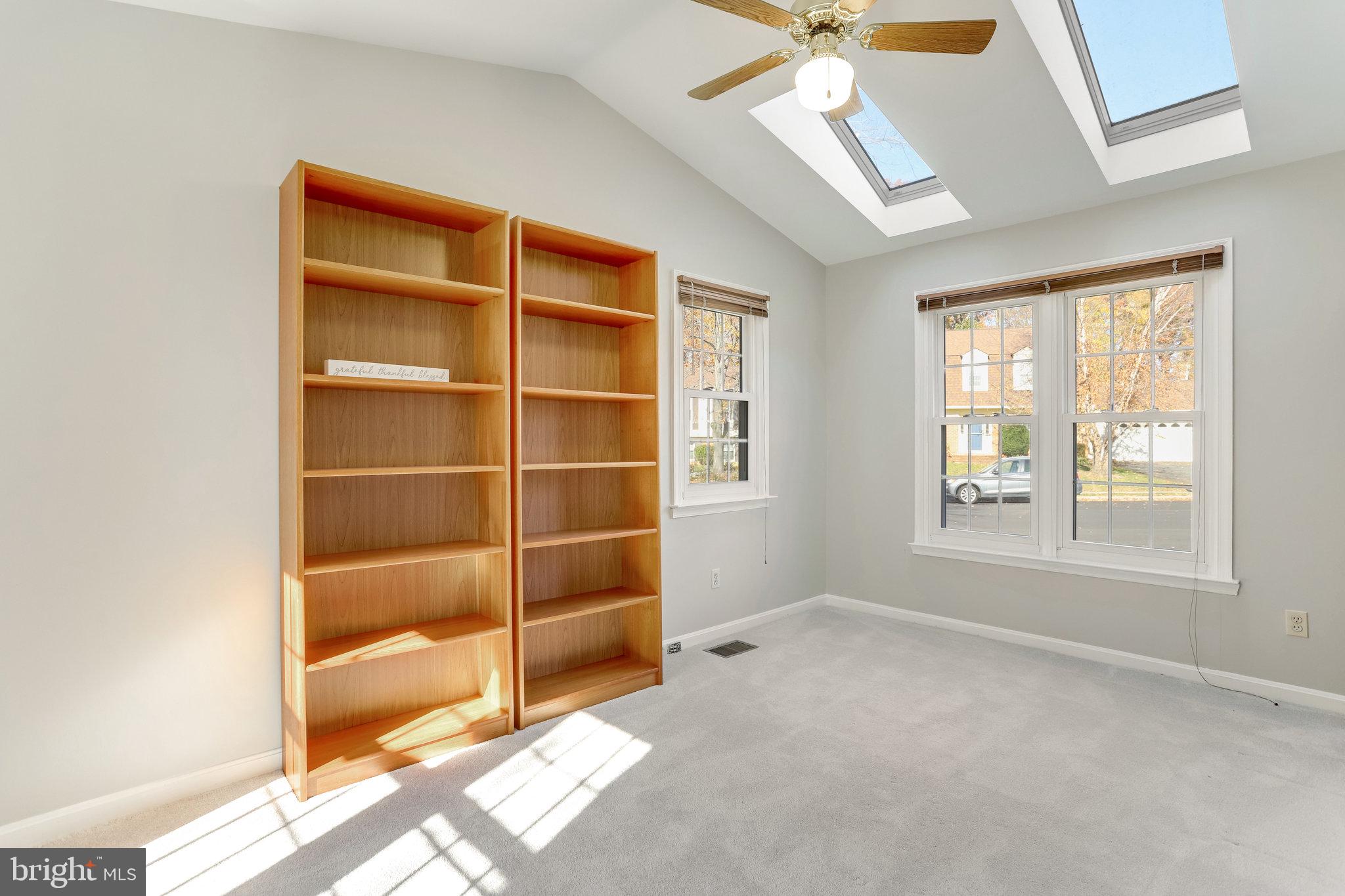 8103 Viola Street Springfield, VA 22152 - Photo 39 of 98