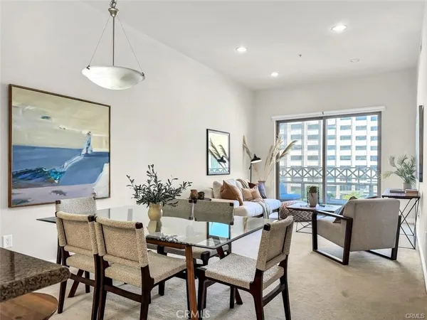 $2,800 | 931 East Walnut Street, Unit 607, Pasadena, CA 91106