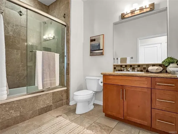 $2,800 | 931 East Walnut Street, Unit 607, Pasadena, CA 91106