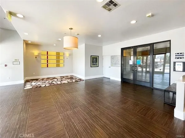 $2,800 | 931 East Walnut Street, Unit 607, Pasadena, CA 91106