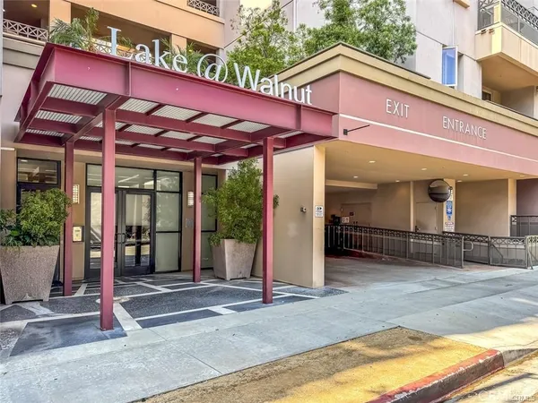 $2,800 | 931 East Walnut Street, Unit 607, Pasadena, CA 91106