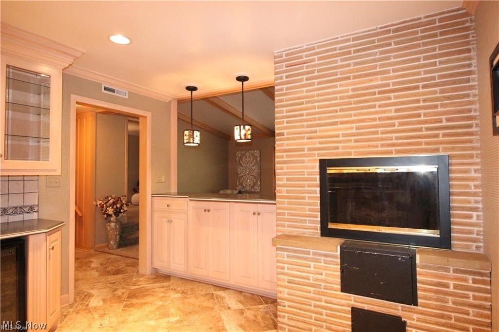 1806 Windsor Road Northeast Massillon, OH 44646 - Photo 10 of 35 Gallery Image 10