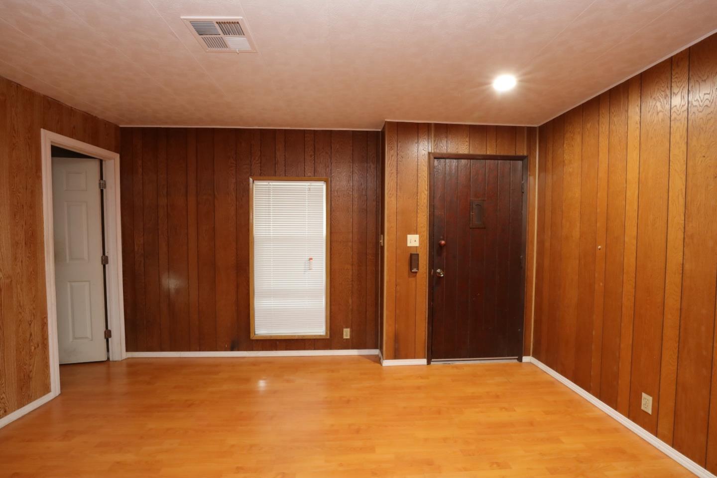 2151 Oakland Road, Unit 119 San Jose, CA 95131 - Photo 5 of 15 an empty room with closet area