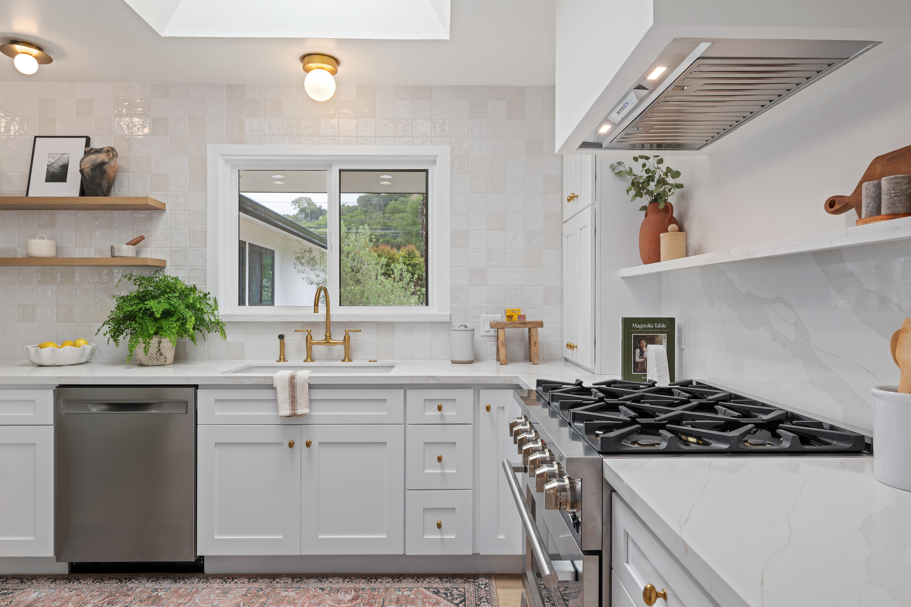 997 North San Marcos Road Santa Barbara, CA 93111 - Photo 10 of 36 Kitchen