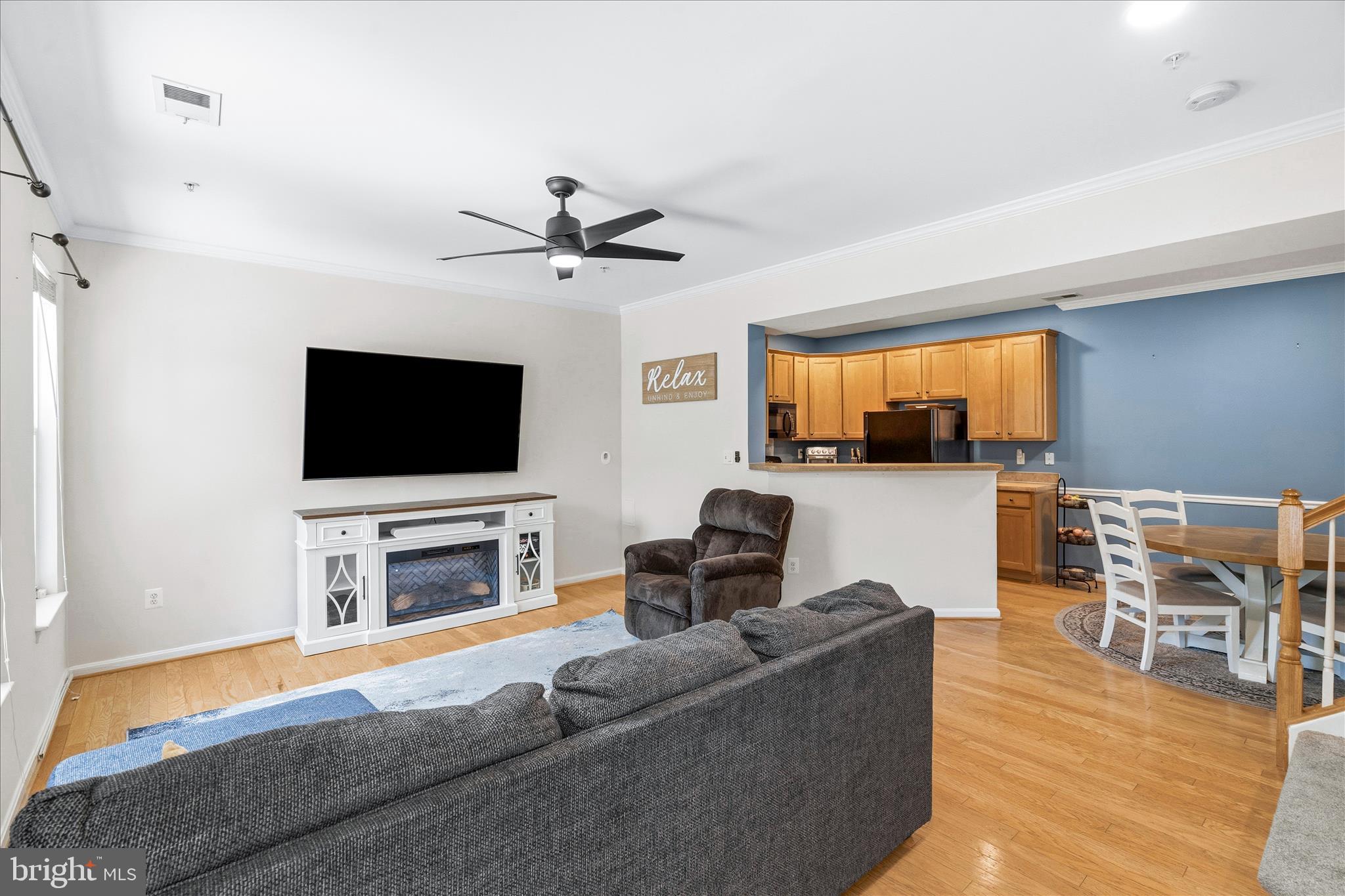 110 Featherstone Place Frederick, MD 21702 - Photo 3 of 33 110 Featherstone Pl-007