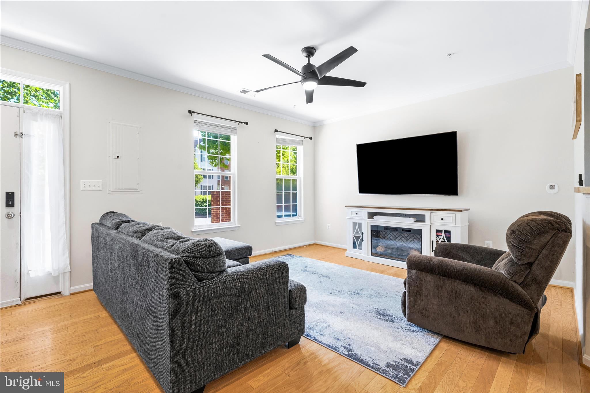 110 Featherstone Place Frederick, MD 21702 - Photo 4 of 33 110 Featherstone Pl-010