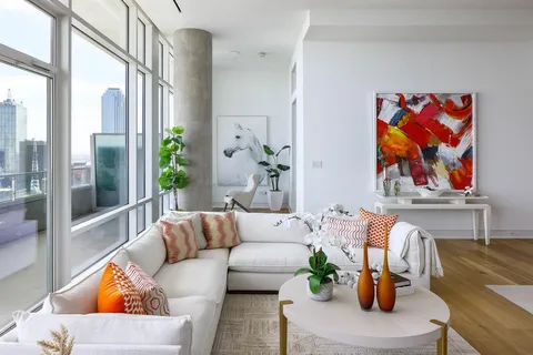 $2,250,000 | 2430 Victory Park Lane, Unit 3203, Dallas, TX 75219