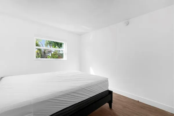 $2,195 | 1439 South Ocean Boulevard, Unit 215, Pompano Beach, FL 33062