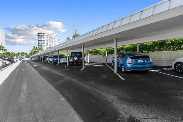 $2,195 | 1439 South Ocean Boulevard, Unit 215, Pompano Beach, FL 33062