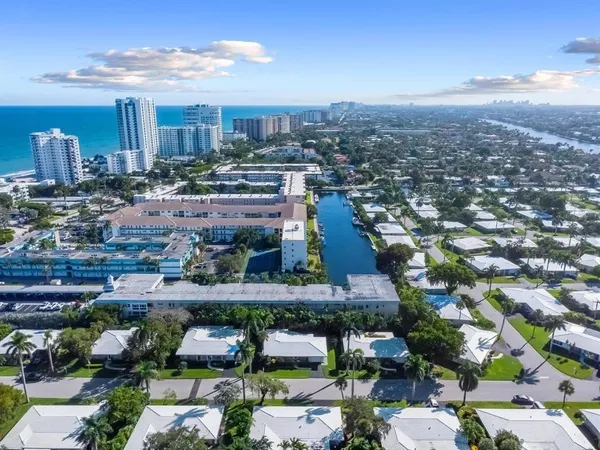 $2,195 | 1439 South Ocean Boulevard, Unit 215, Pompano Beach, FL 33062