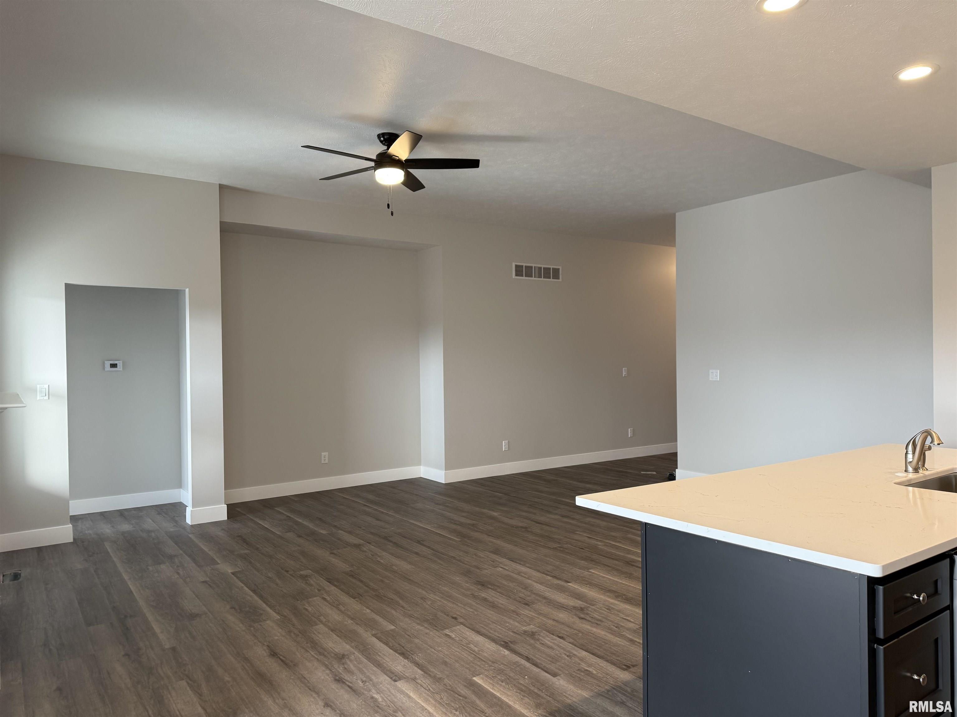 1601 Blenheim Drive Springfield, IL 62711 - Photo 16 of 21