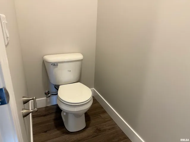 $2,800 | 1601 Blenheim Drive, Springfield, IL 62711