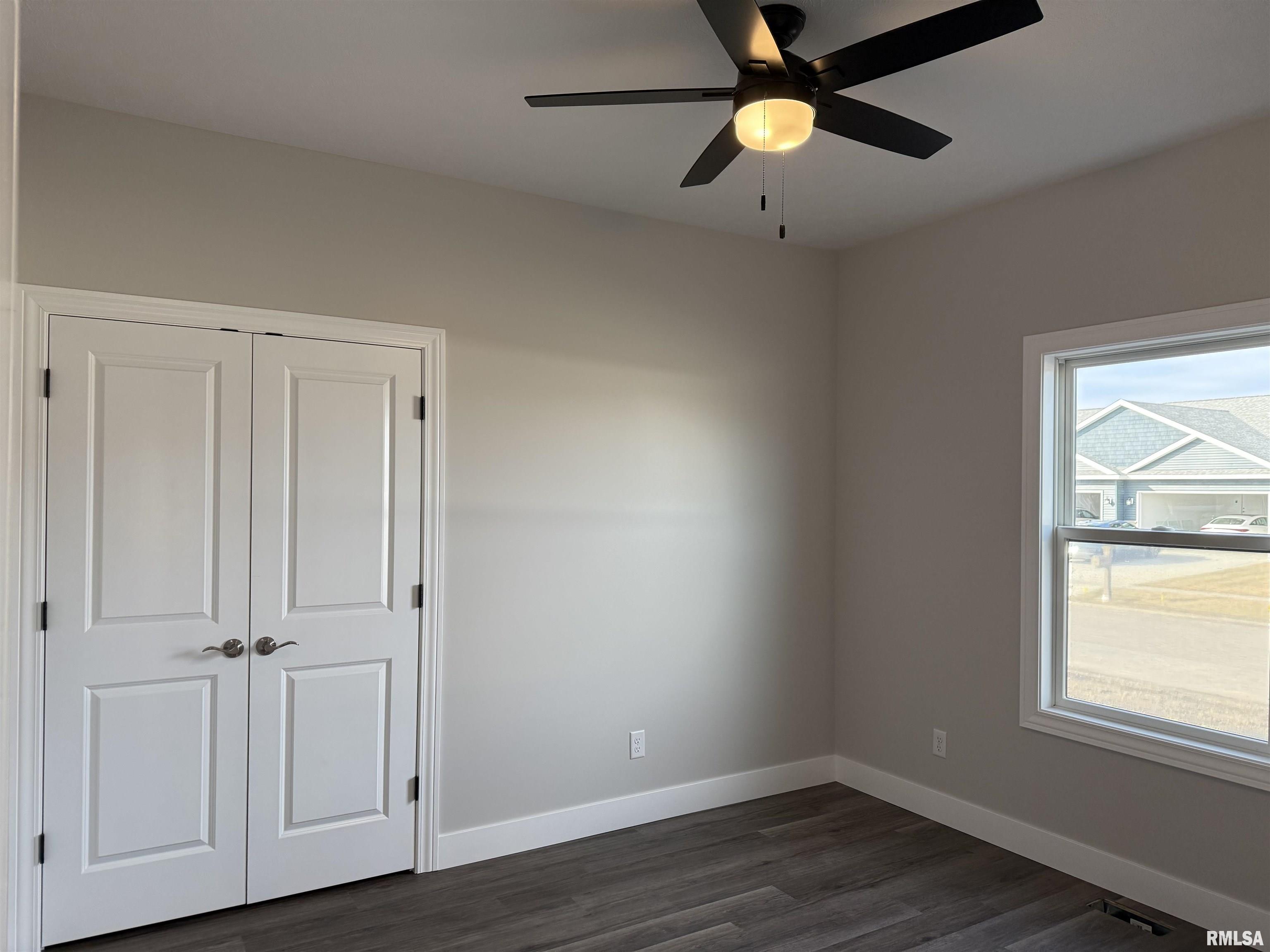 1601 Blenheim Drive Springfield, IL 62711 - Photo 6 of 21