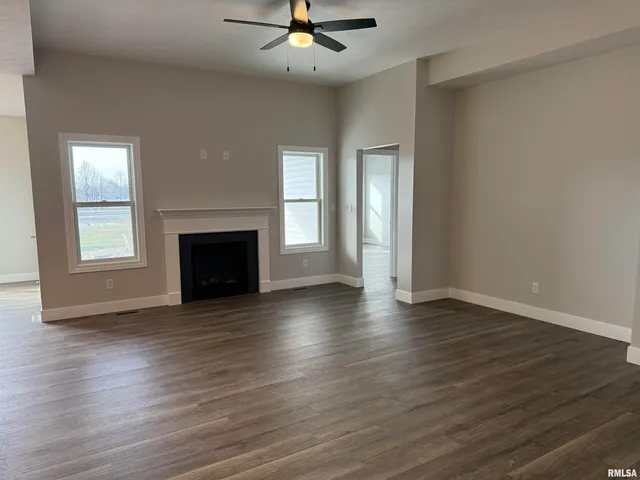 $2,800 | 1601 Blenheim Drive, Springfield, IL 62711