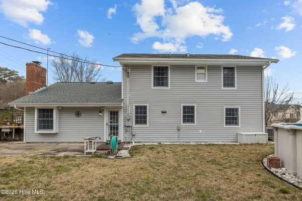 $544,900 | 201 Sycamore Drive, Beaufort, NC 28516