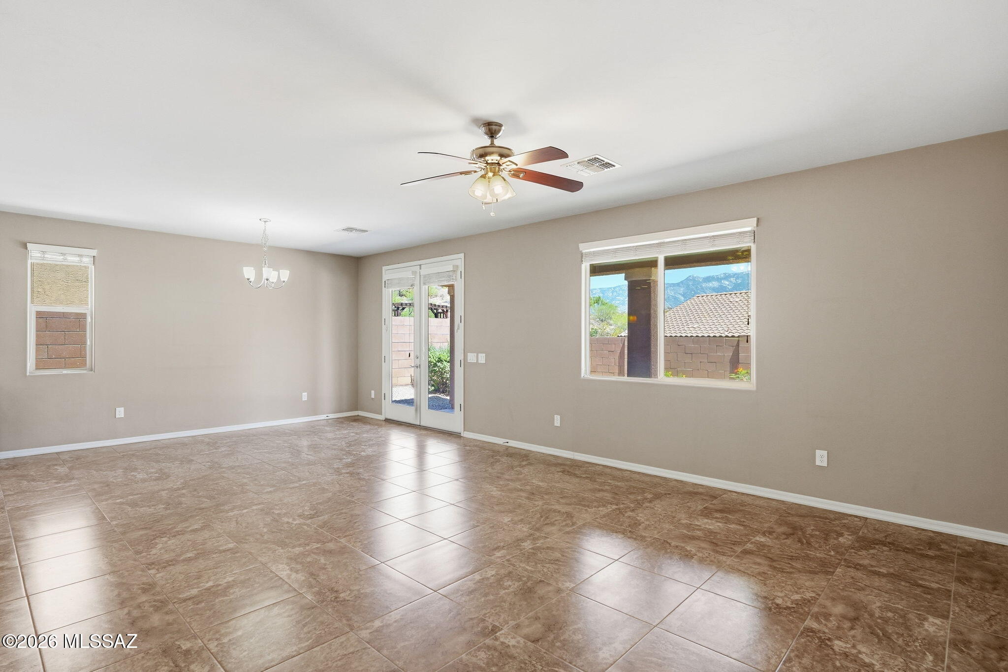 39054 South Running Roses Lane Tucson, AZ 85739 - Photo 3 of 44