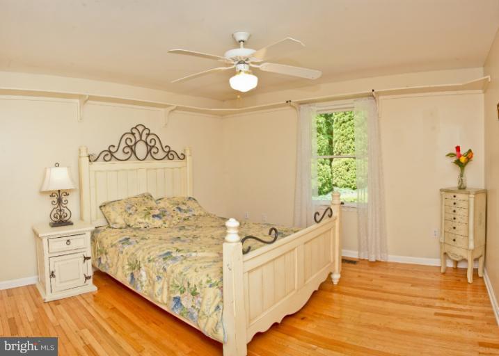 1454 Middletown Road Annapolis, MD 21409 - Photo 13 of 29 Interior (General)