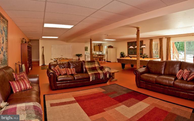 1454 Middletown Road Annapolis, MD 21409 - Photo 14 of 29 Interior (General)