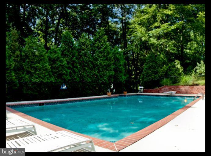 1454 Middletown Road Annapolis, MD 21409 - Photo 17 of 29 Exterior (Rear)