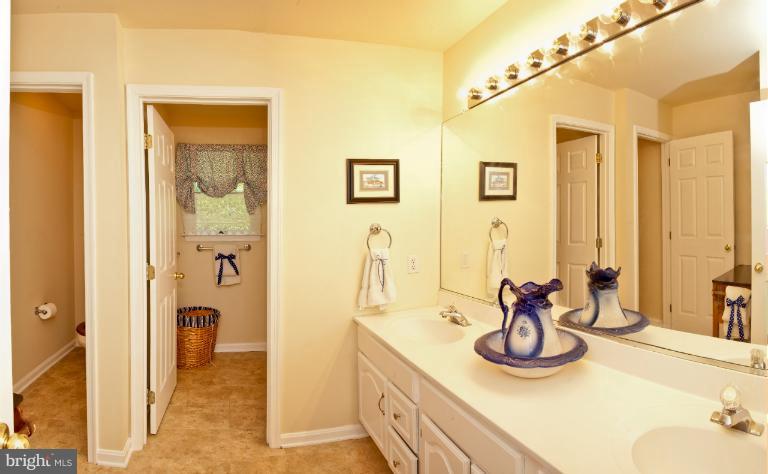 1454 Middletown Road Annapolis, MD 21409 - Photo 22 of 29 Interior (General)