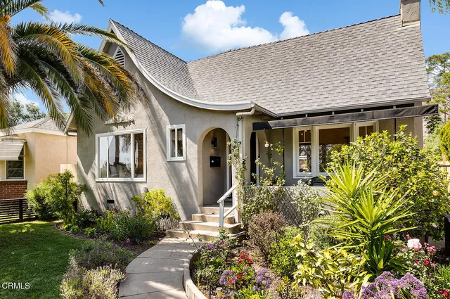 $1,515,000 | 1807 New York Drive, Altadena, CA 91001