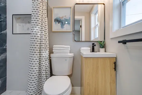 $245,000 | 222 South Monastery Avenue, Baltimore, MD 21229