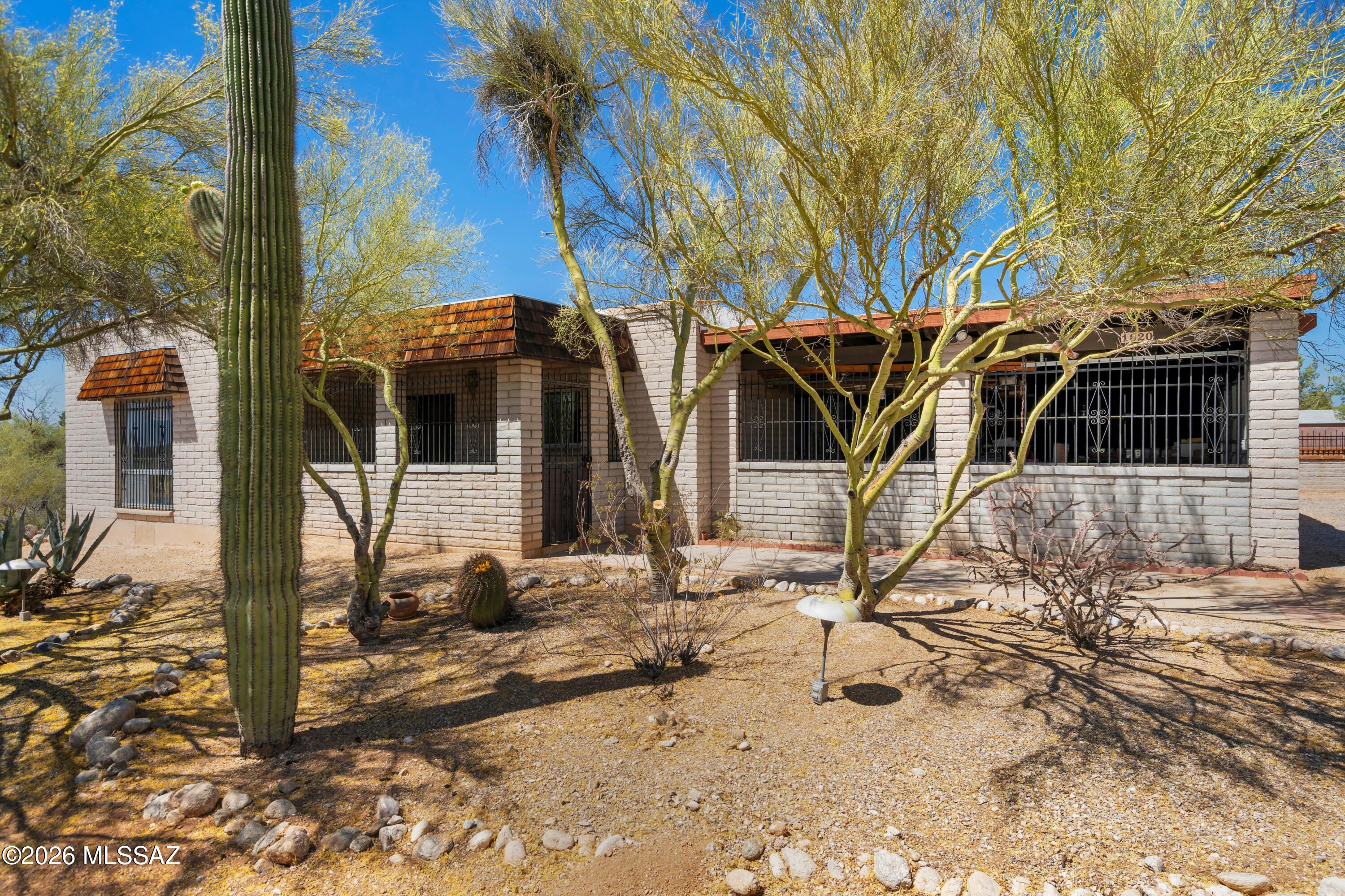 1620 West Rudasill Road Tucson, AZ 85704 - Photo 3 of 48 01-DSC05719 (1)