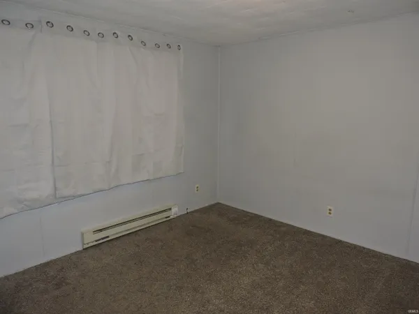 $780 | 125 West Orange Street, Unit D, Cromwell, IN 46732