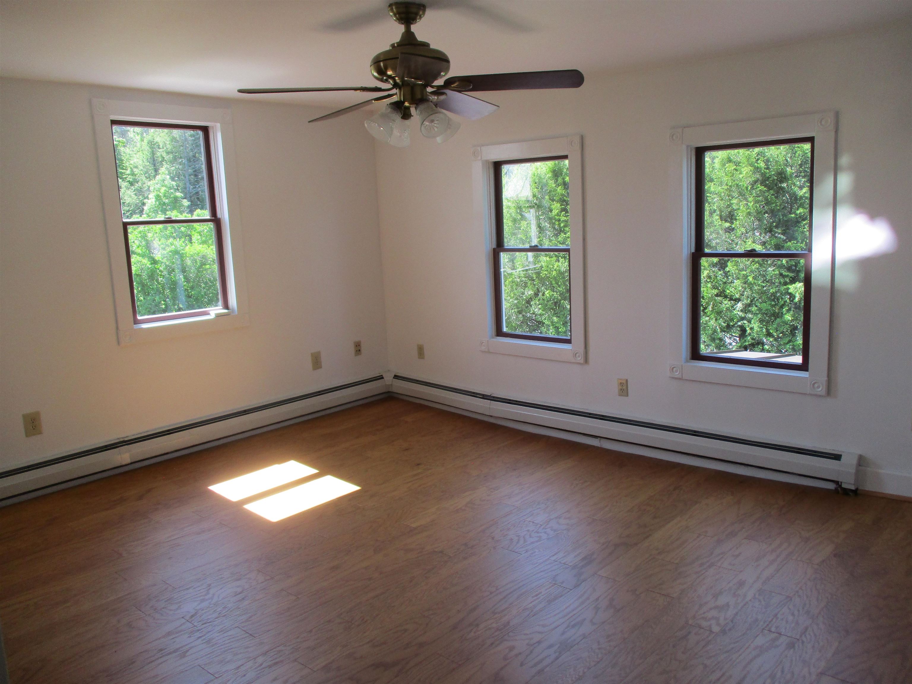 1764 Northfield Road Brookfield, VT 05036 - Photo 7 of 40