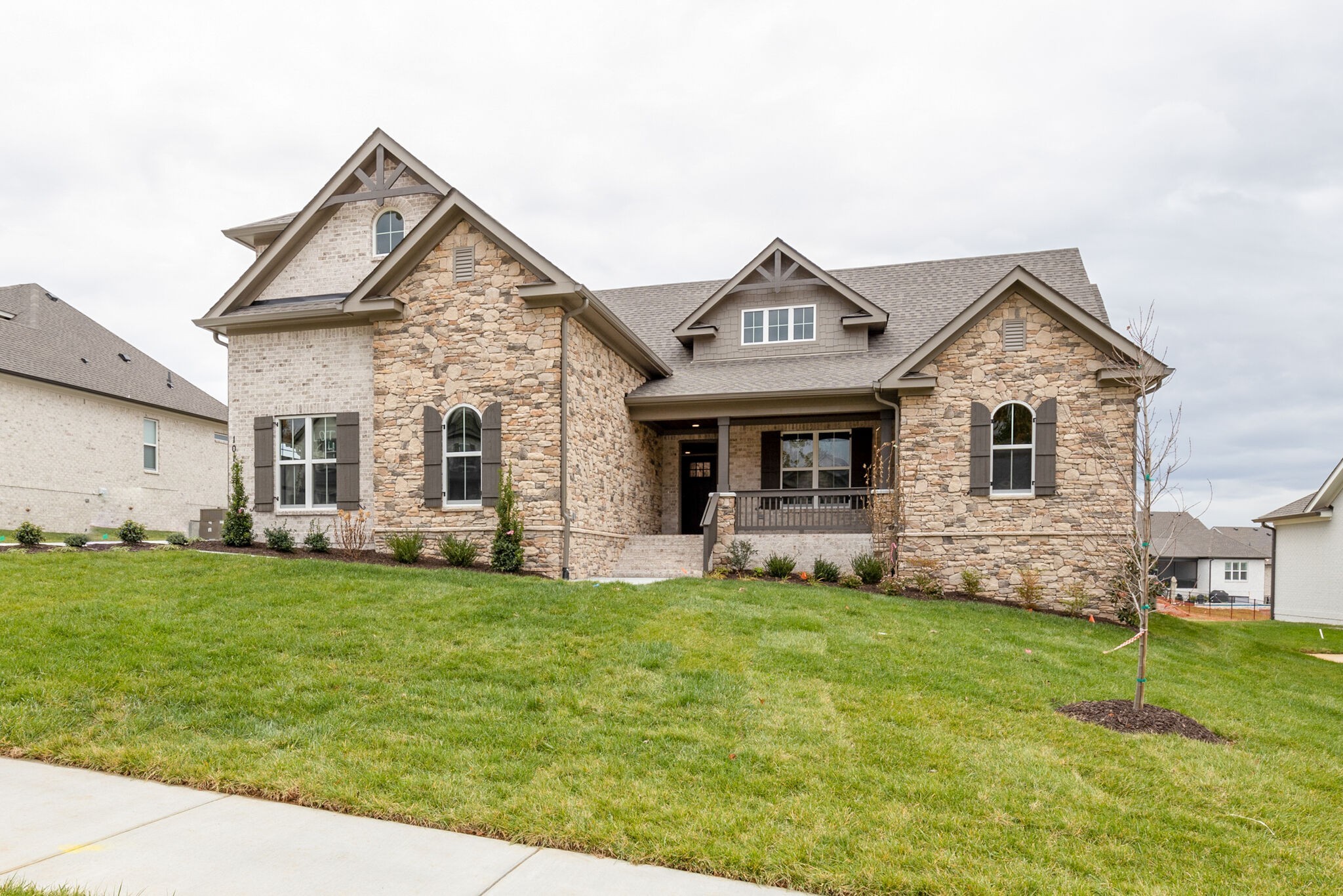 1012 Abbey Rd Way Spring Hill, TN 37174 - Photo 3 of 50 Gallery Image 3