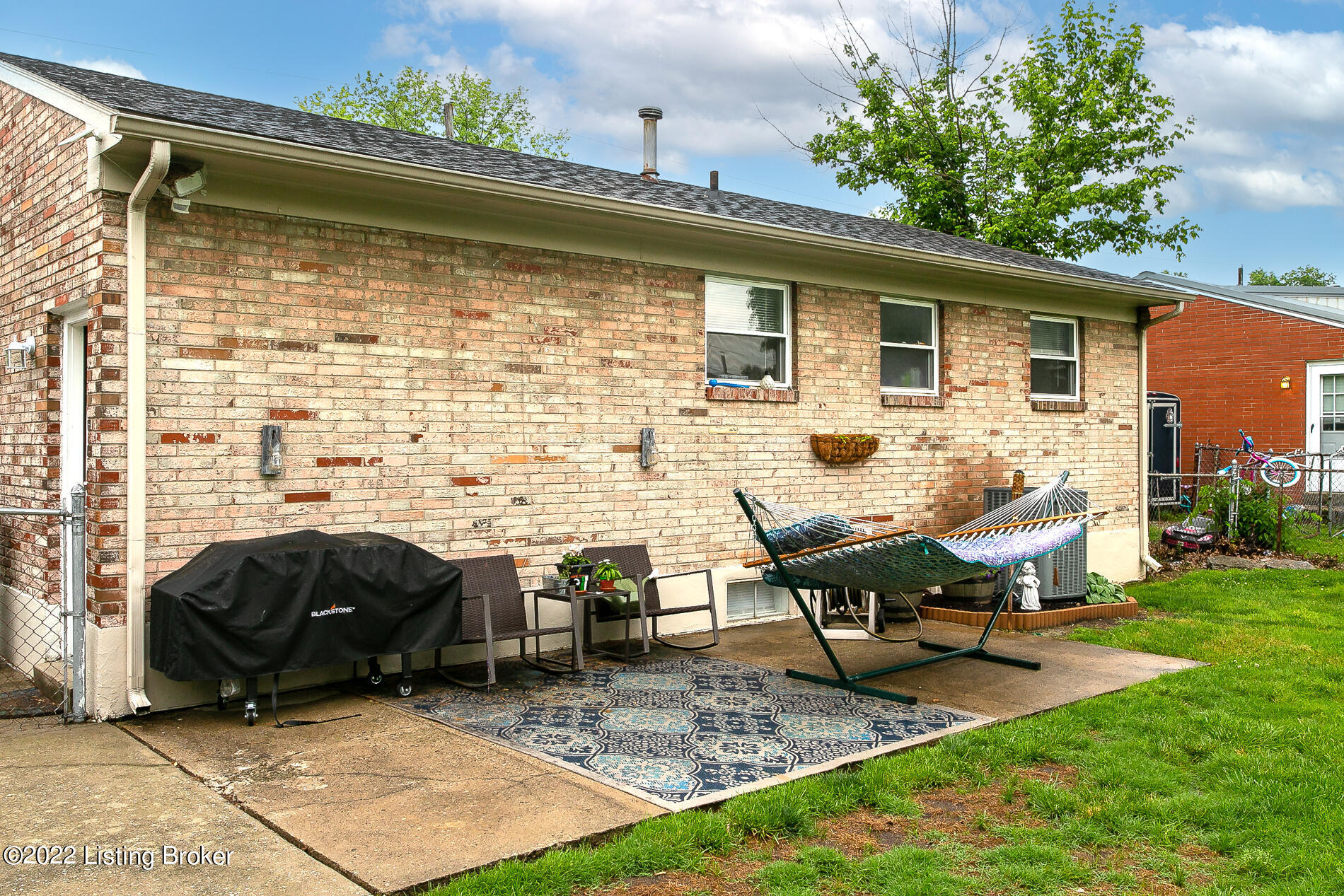 290 Overlook Road Louisville, KY 40229 - Photo 36 of 37 290 Overlook Rd-37