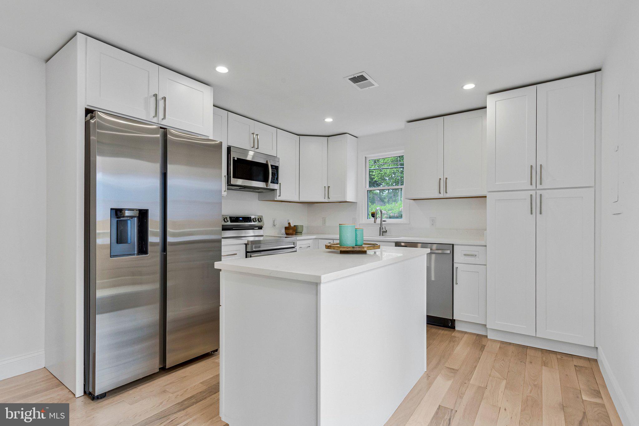 3365 Arundel On The Bay Road Annapolis, MD 21403 - Photo 11 of 47 Kitchen