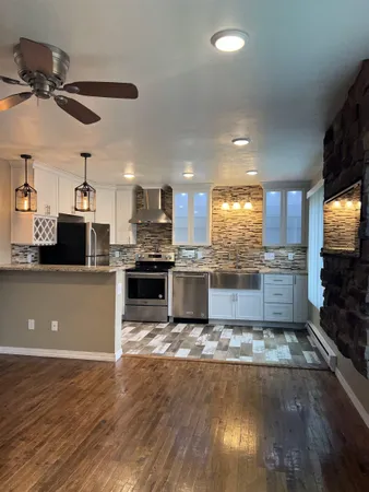 $2,260,000 | 1747-1749 Oakdale Avenue, Green Bay, WI 54302