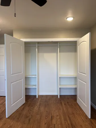 $2,260,000 | 1747-1749 Oakdale Avenue, Green Bay, WI 54302