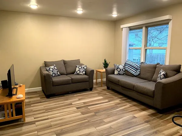 $2,260,000 | 1747-1749 Oakdale Avenue, Green Bay, WI 54302