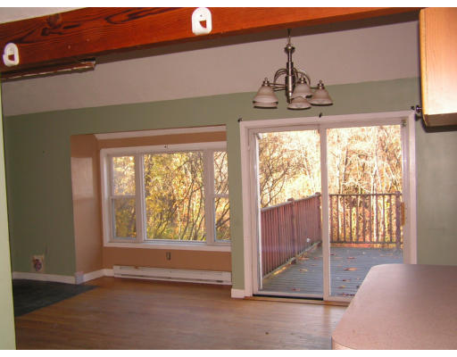 289 Sackett Road Westfield, MA 01085 - Photo 3 of 12 Gallery Image 3