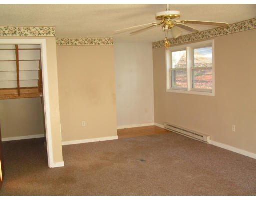 289 Sackett Road Westfield, MA 01085 - Photo 6 of 12 Gallery Image 6