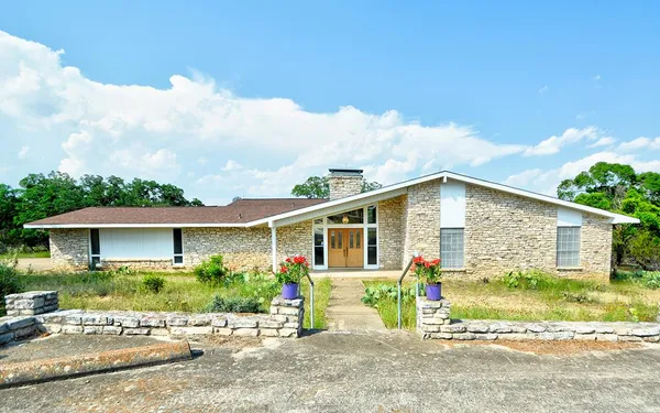 $519,000 | 297 Cave Spring Drive West, Ingram, TX 78025