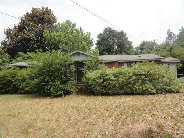 4431 Antioch Road Crestview, FL 32536 - Photo 1 of 7 a view of a garden