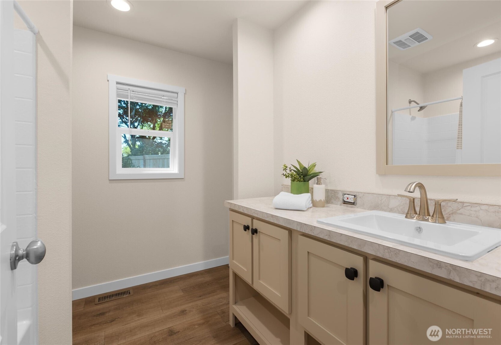 3310 207th Place Southeast Bothell, WA 98012 - Photo 18 of 28