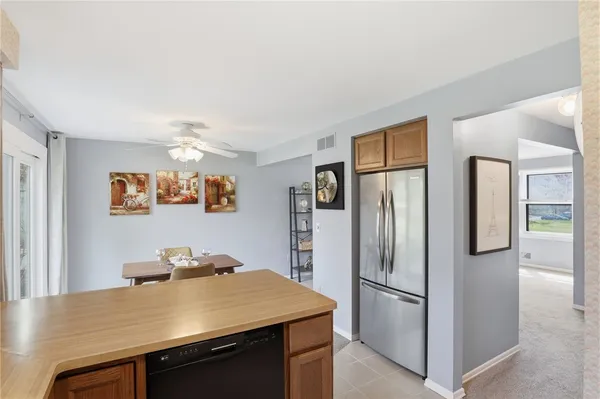 $189,900 | 4 Chesterton Court, Perinton, NY 14450