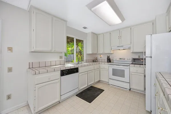 $471,670 | 9088 Bramble Trail Way, Sacramento, CA 95826