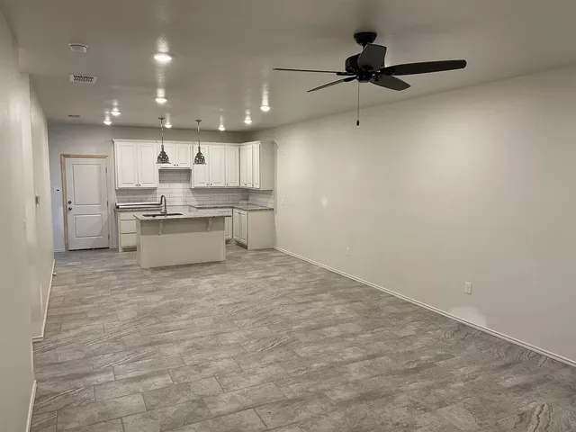 $1,295 | 5704 Lehigh Street, Lubbock, TX 79416